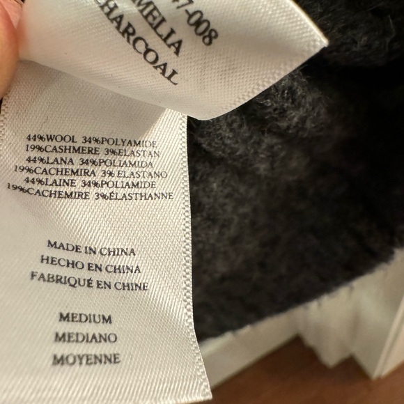 RAILS wool and cashmere blend oversized cozy sweater - Picture 8 of 9